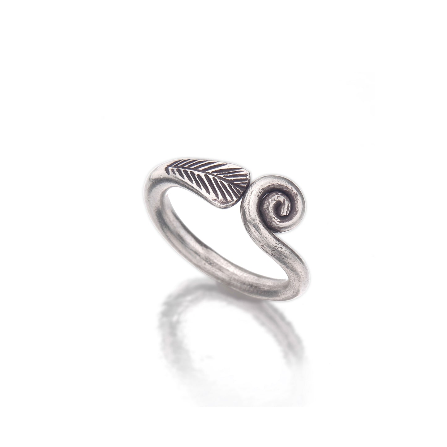 Little Fern Ring TR221