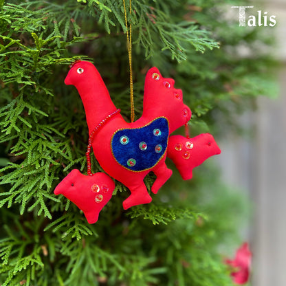 Silk Hen with Chicks Ornaments