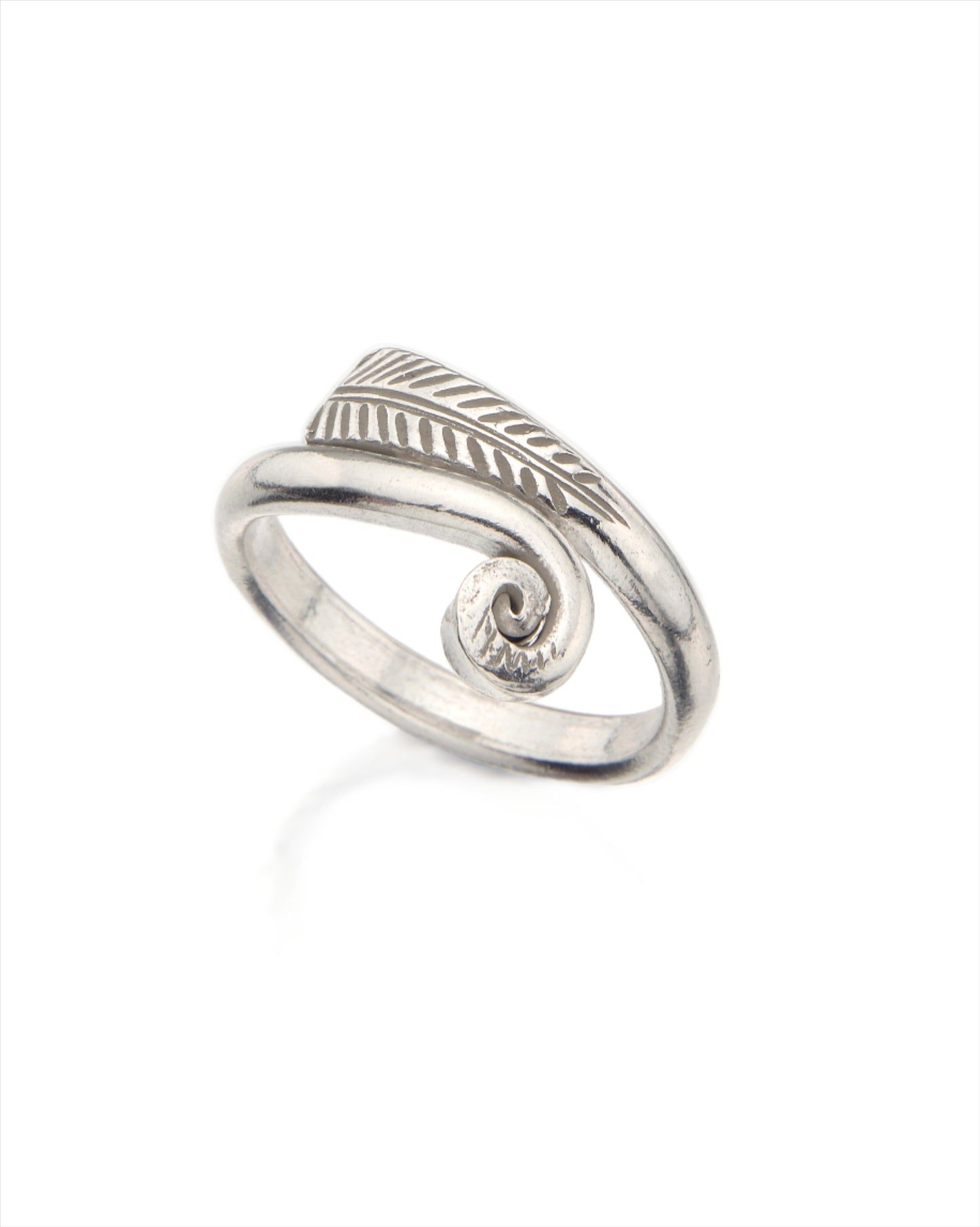 Fern Frond Ring TR222