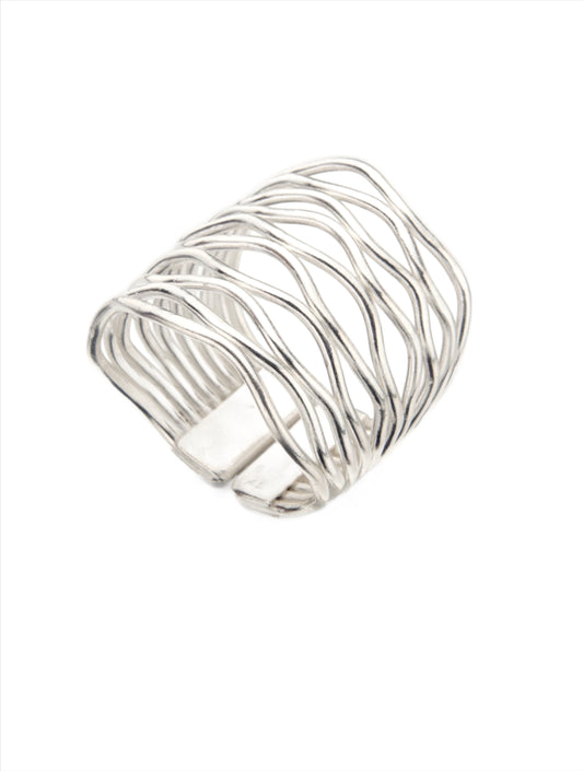 Dancing River Ring TR245