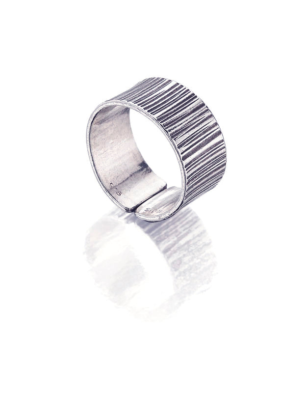 Striation Ring TR103