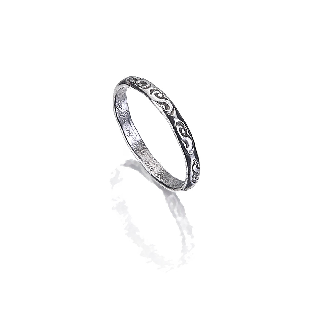 Swirling Edge Ring TR135